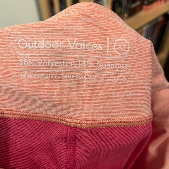 Outdoor Voices, Pink, Multi Color Leggings XS - Picture 4 of 4